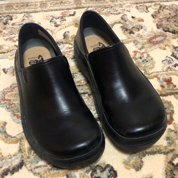 Timberland Pro Slip Resistant Work Clogs - Picture 1 of 3